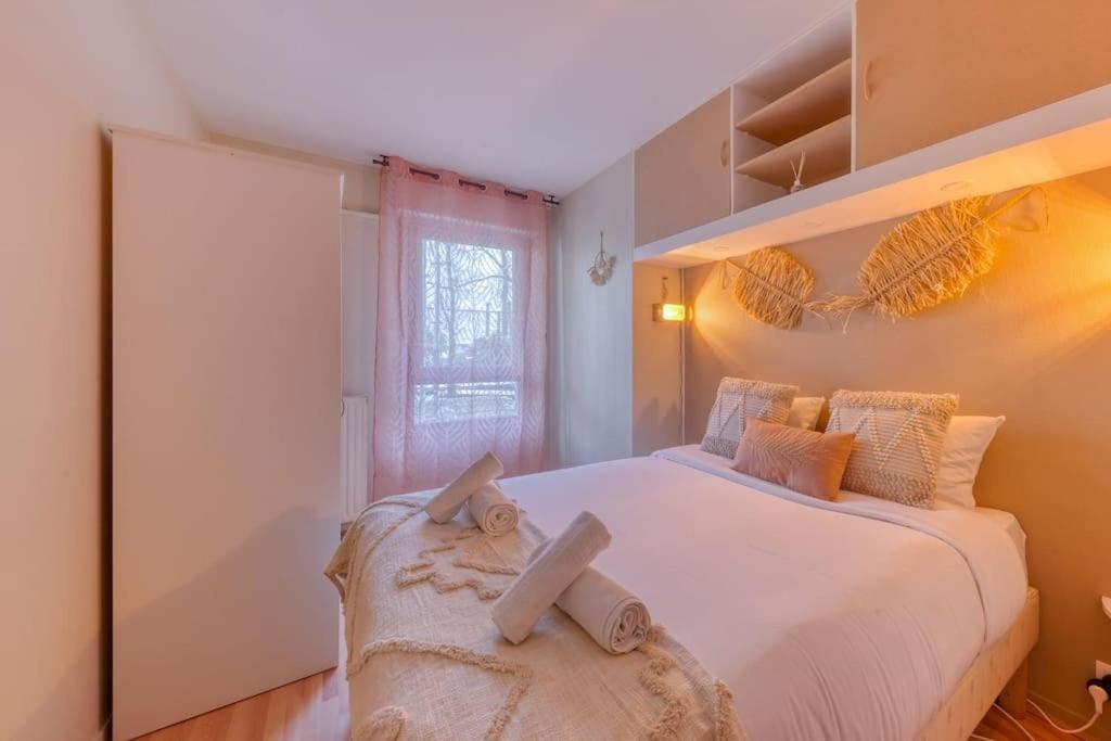 La Pepite Bleue De Nanterre Apartment Bagian luar foto